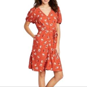 NWT Universal Threads floral Dress with Pockets! L